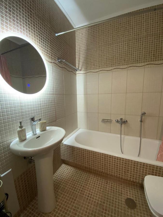 Konstantino'S Apartment Monemvasía Dış mekan fotoğraf
